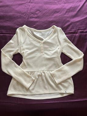 Abercrombie white Cream waffle knit peplum henley top